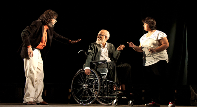 Theatre Rape Particle09